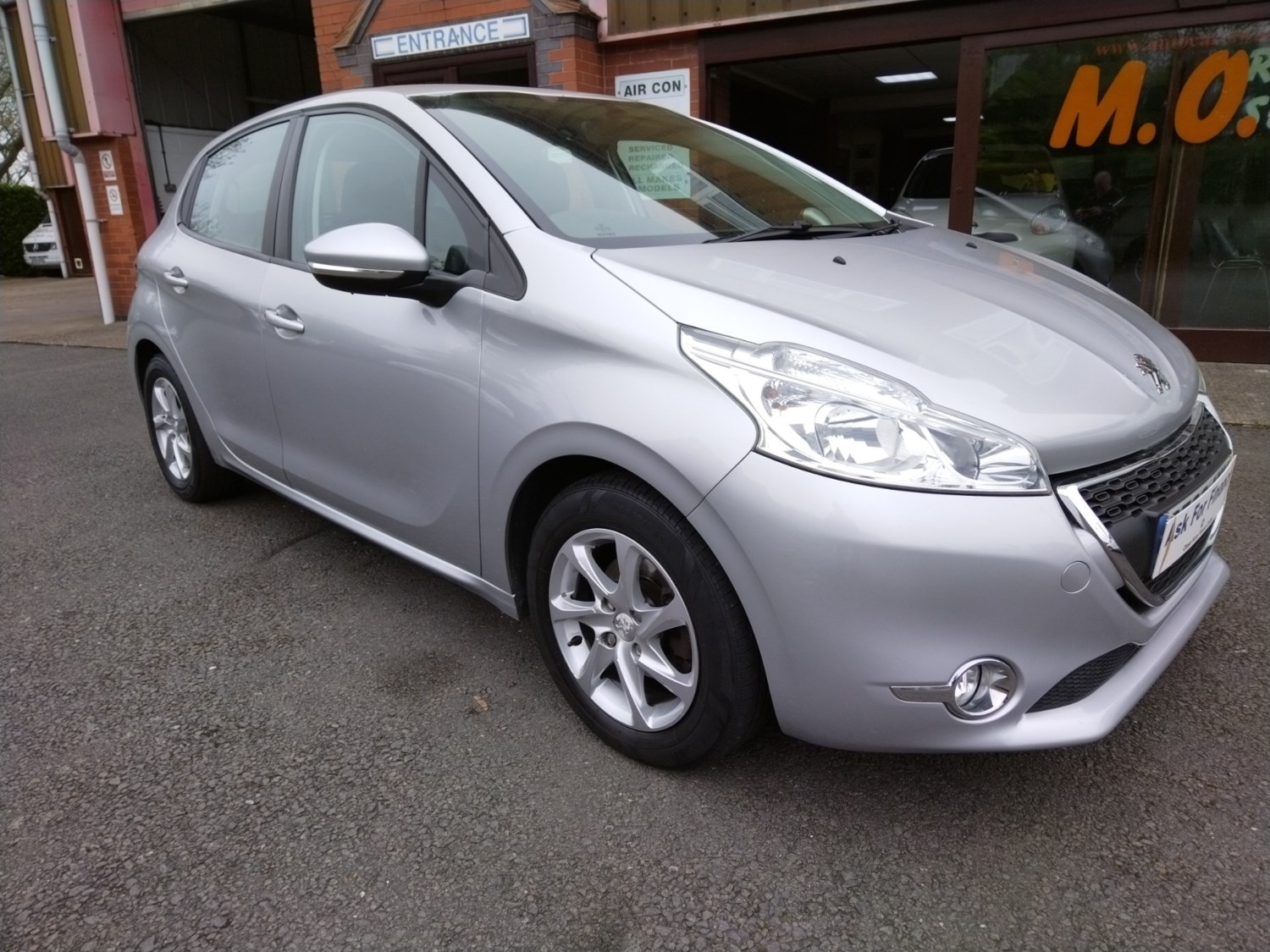 Peugeot 208 Listing Image