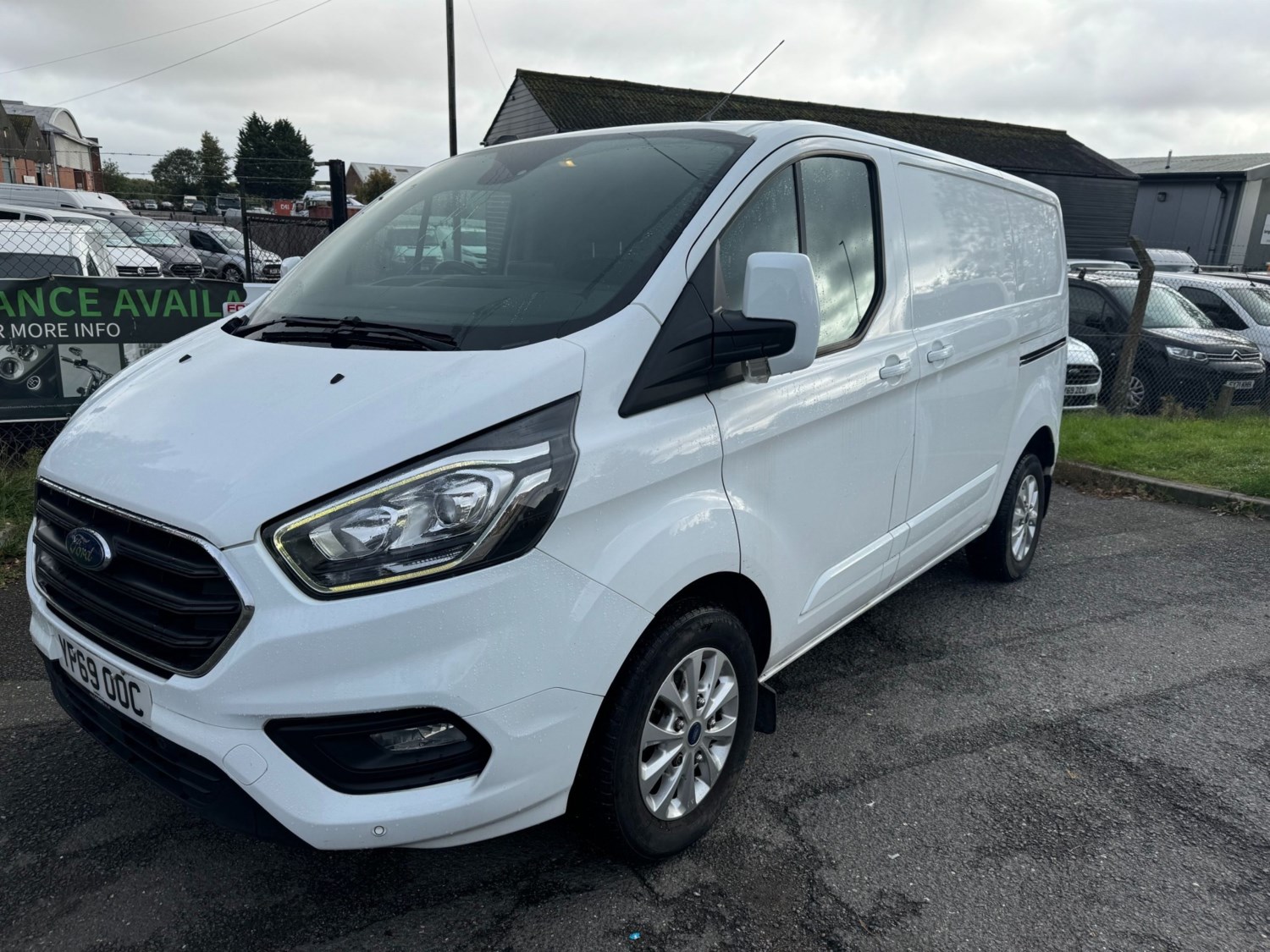 Ford Transit Custom Listing Image