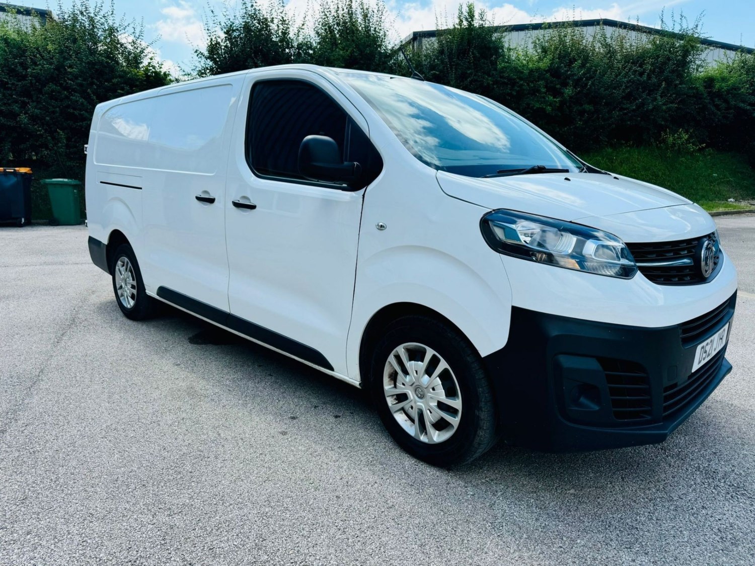 Vauxhall Vivaro Listing Image