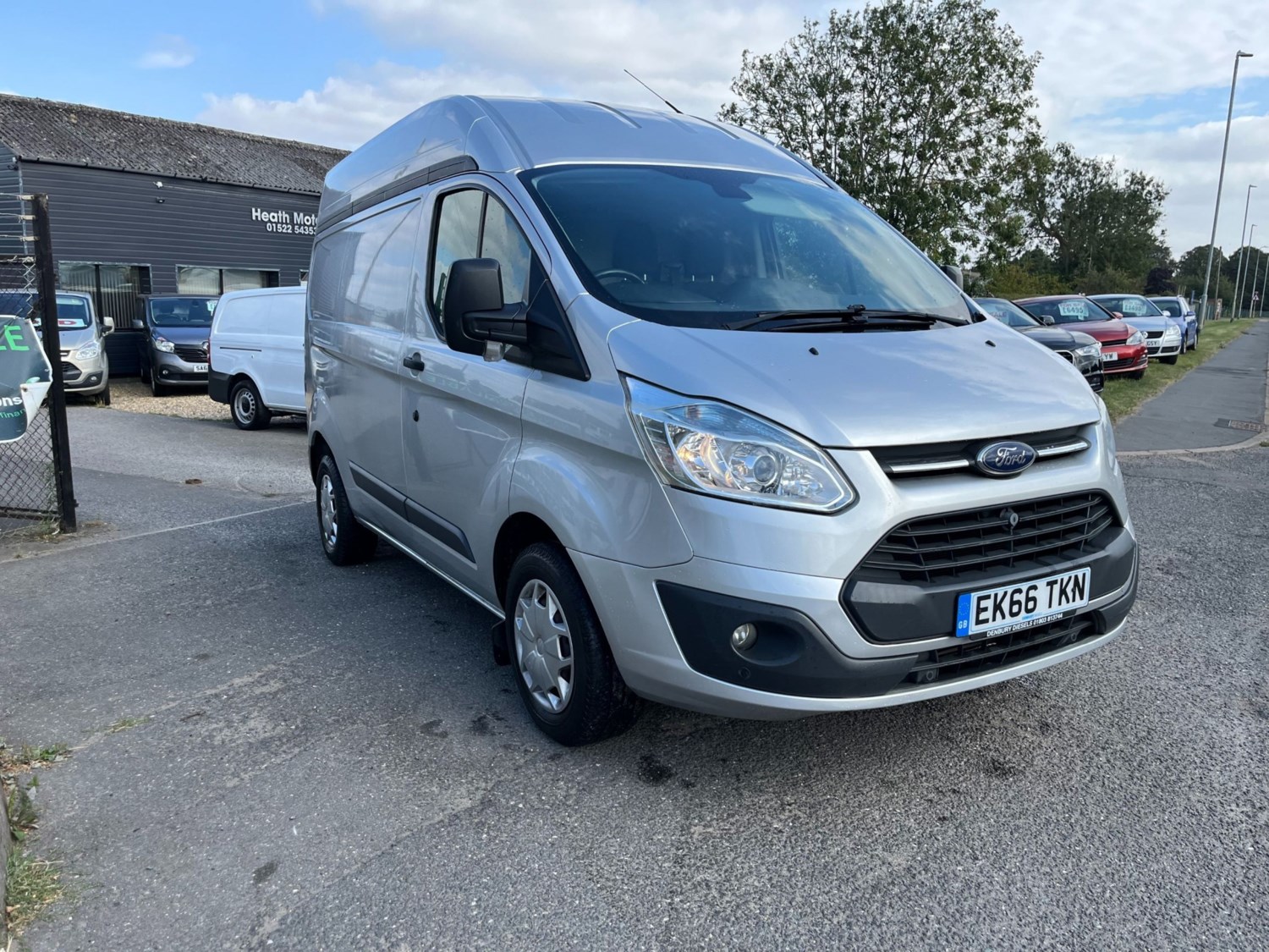 Ford Transit Custom Listing Image