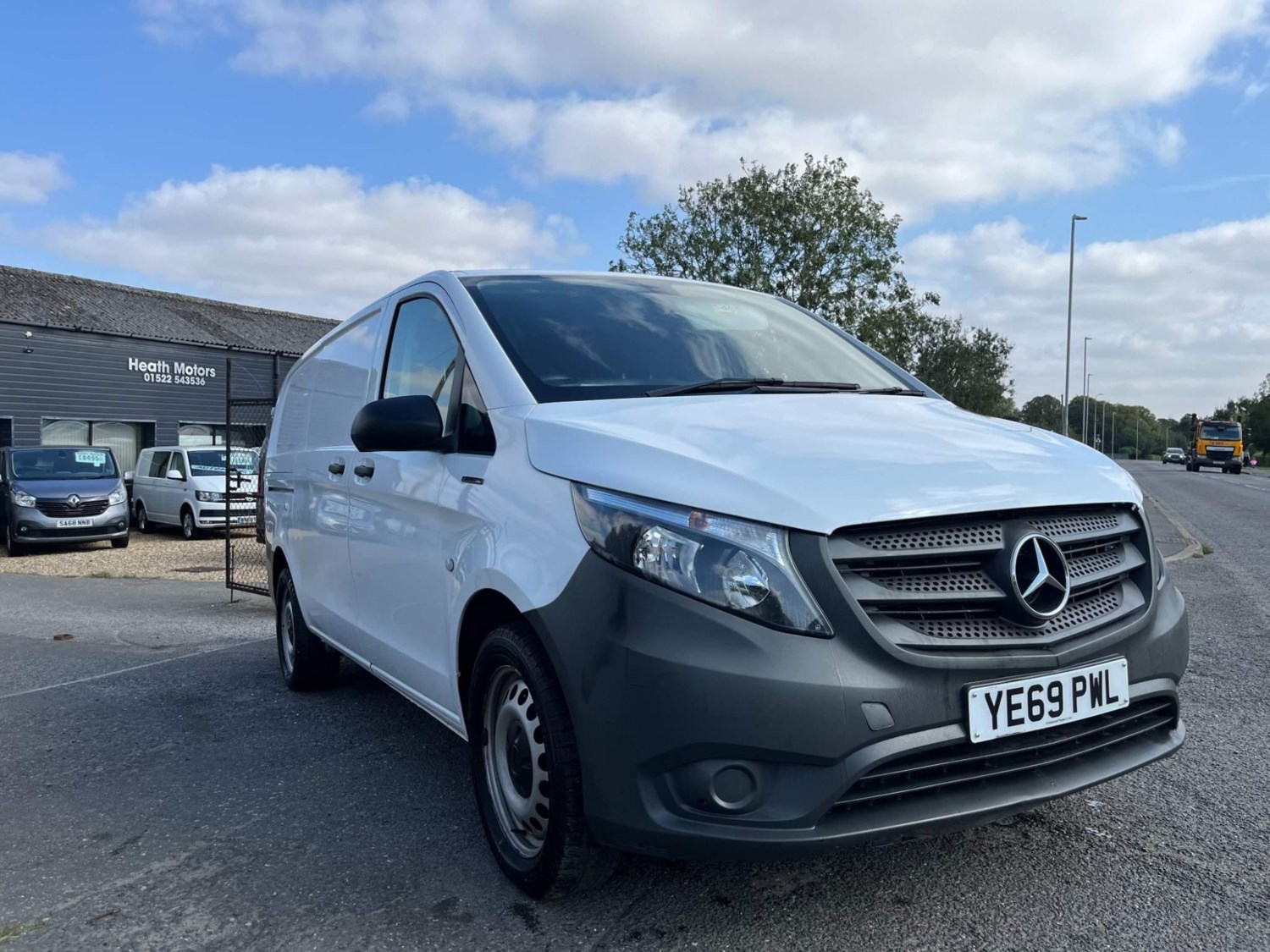 Mercedes-Benz Vito Listing Image