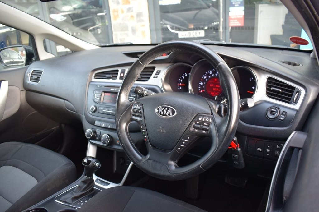 Kia Ceed Listing Image