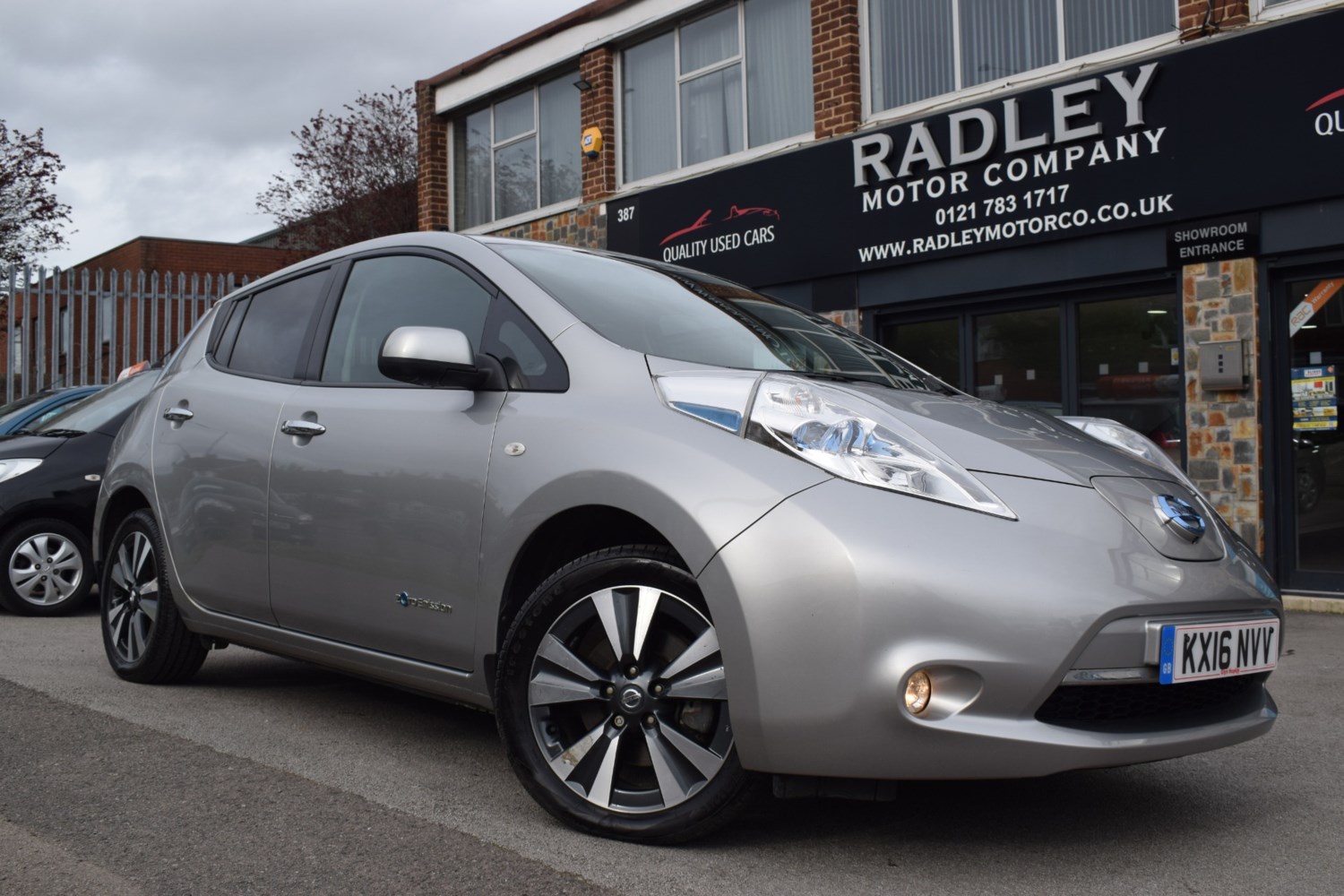 Nissan Leaf Listing Image