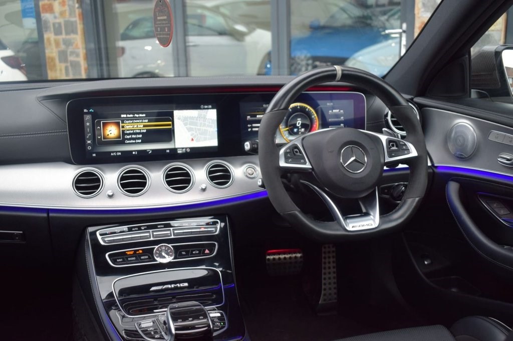 Mercedes-Benz E-Class Listing Image