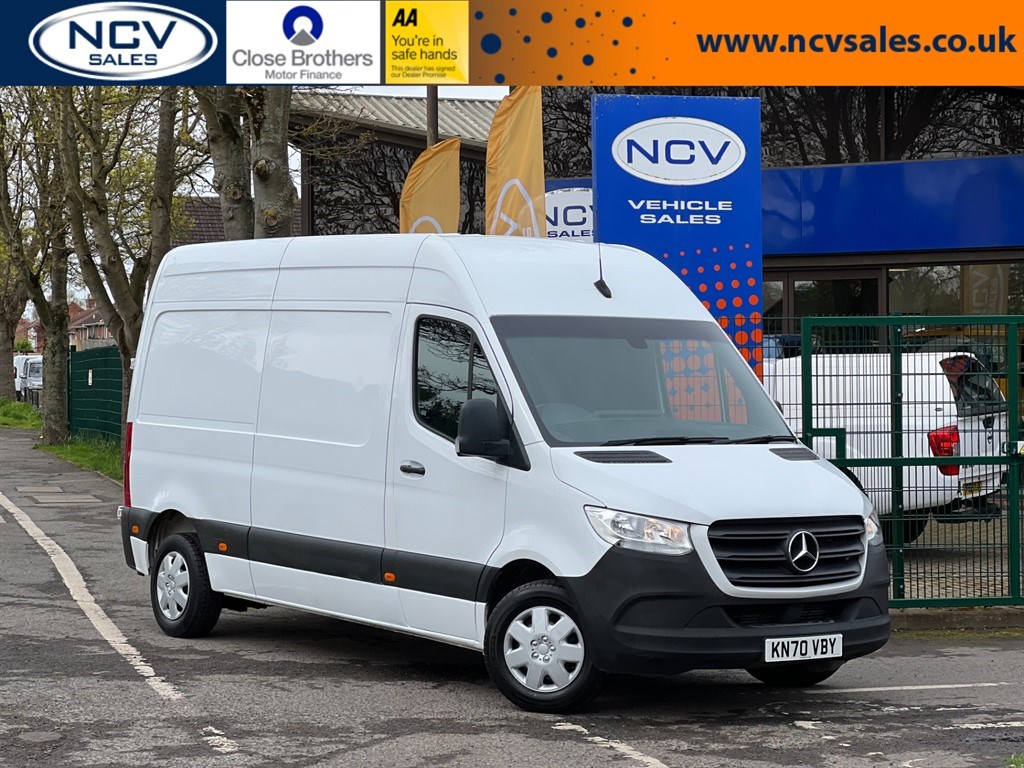 Mercedes-Benz Sprinter Listing Image