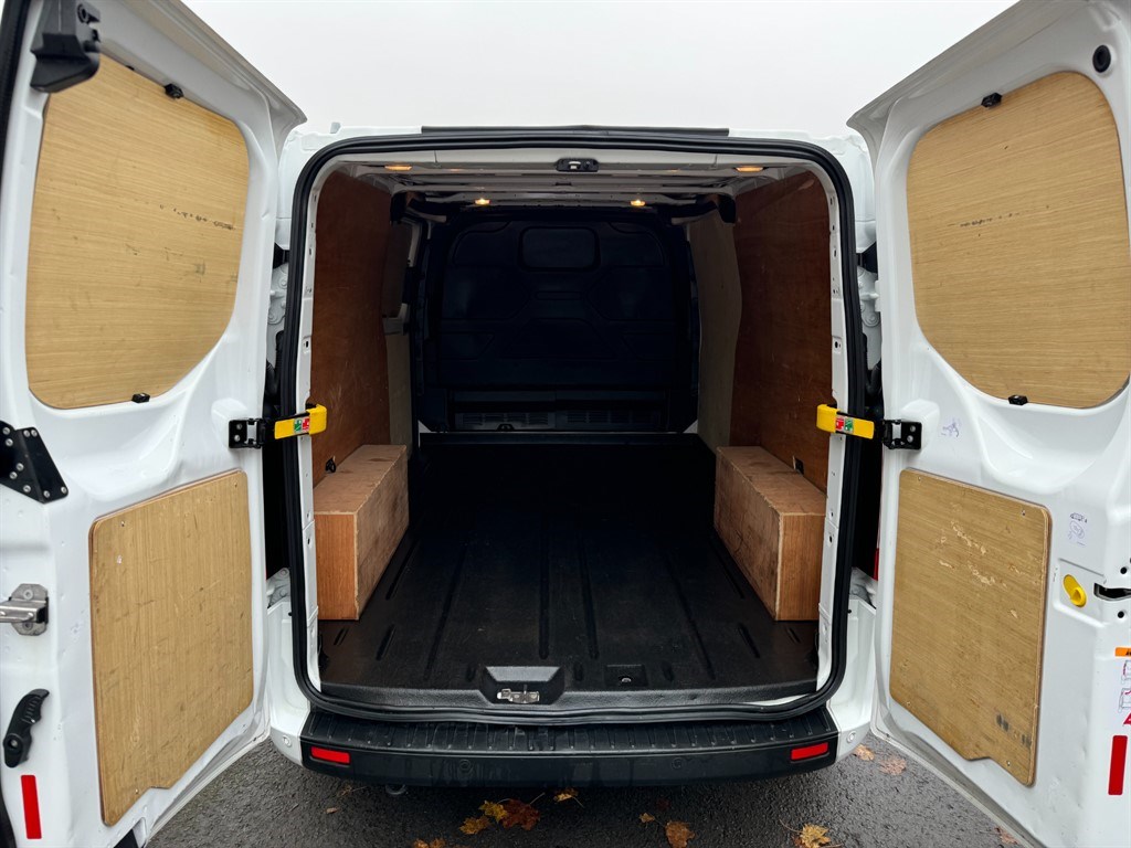 Ford Transit Custom Listing Image