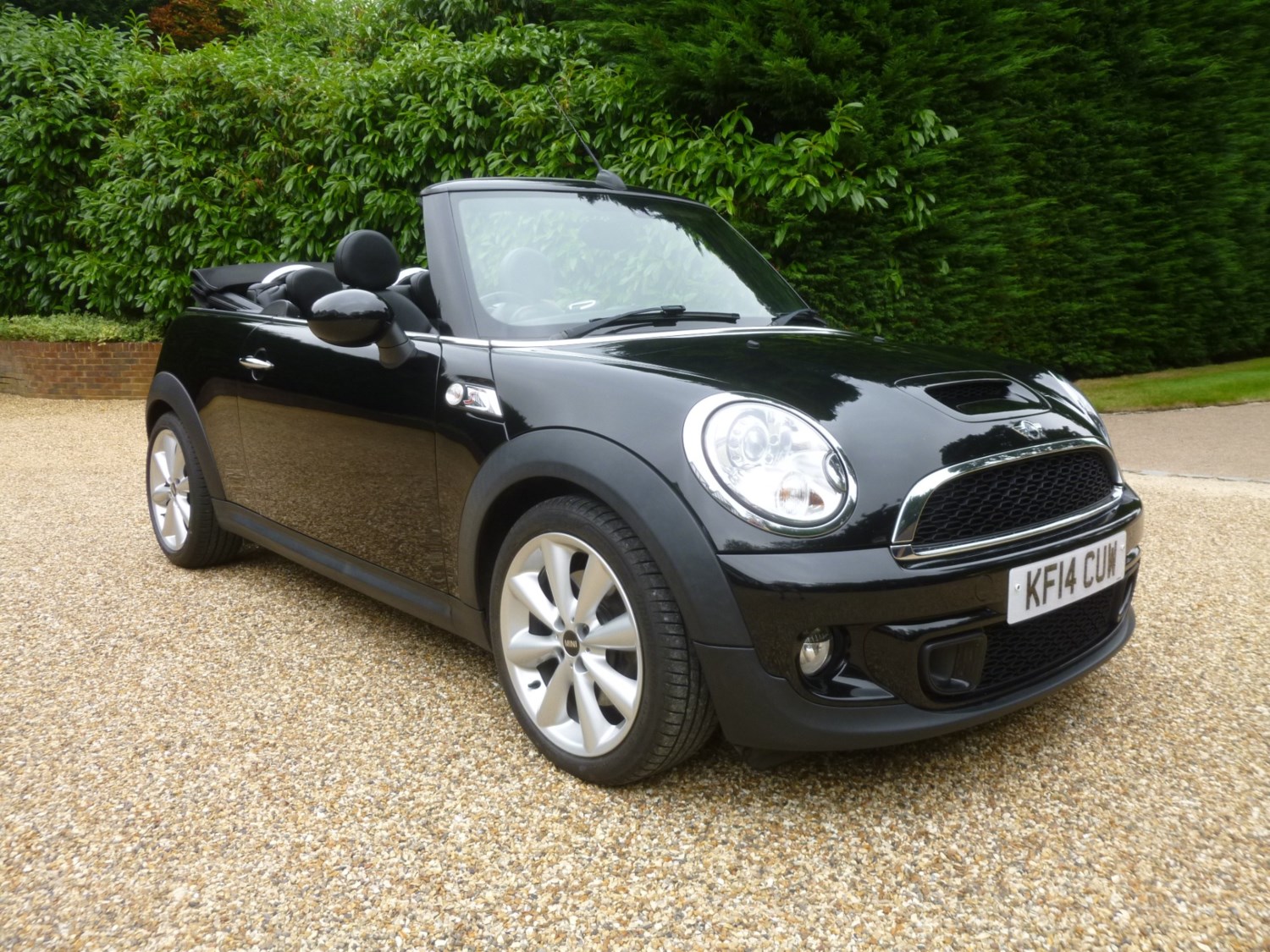 MINI Convertible Listing Image