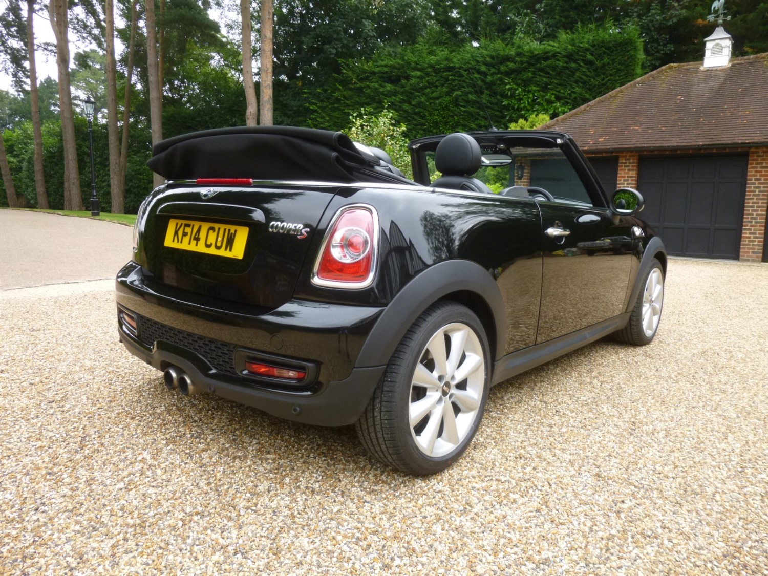 MINI Convertible Listing Image