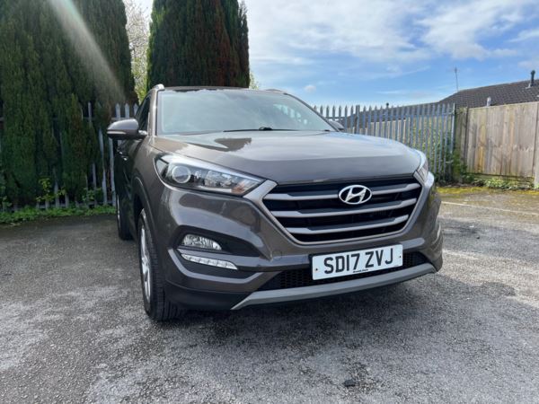 2017 (17) Hyundai Tucson 1.7 CRDi Blue Drive SE Nav 5dr 2WD For Sale In Stoke-On-Trent, Staffordshire