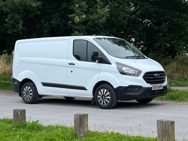 Ford Transit Custom Listing Image