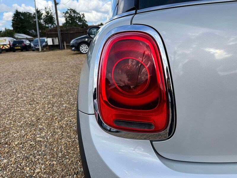 MINI Hatch Listing Image