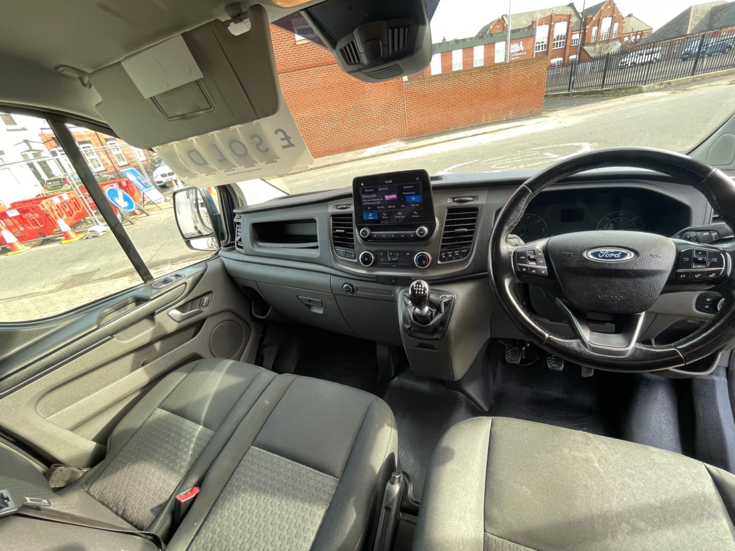 Ford Transit Custom Listing Image