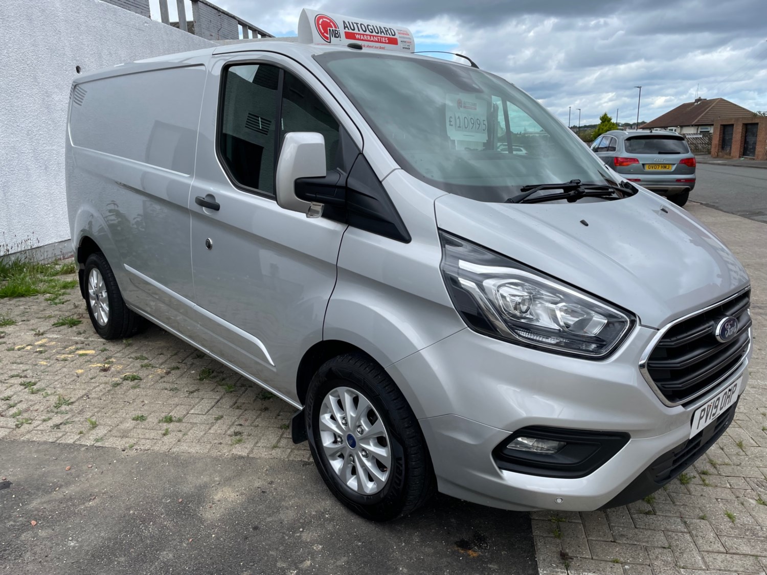 Ford Transit Custom Listing Image