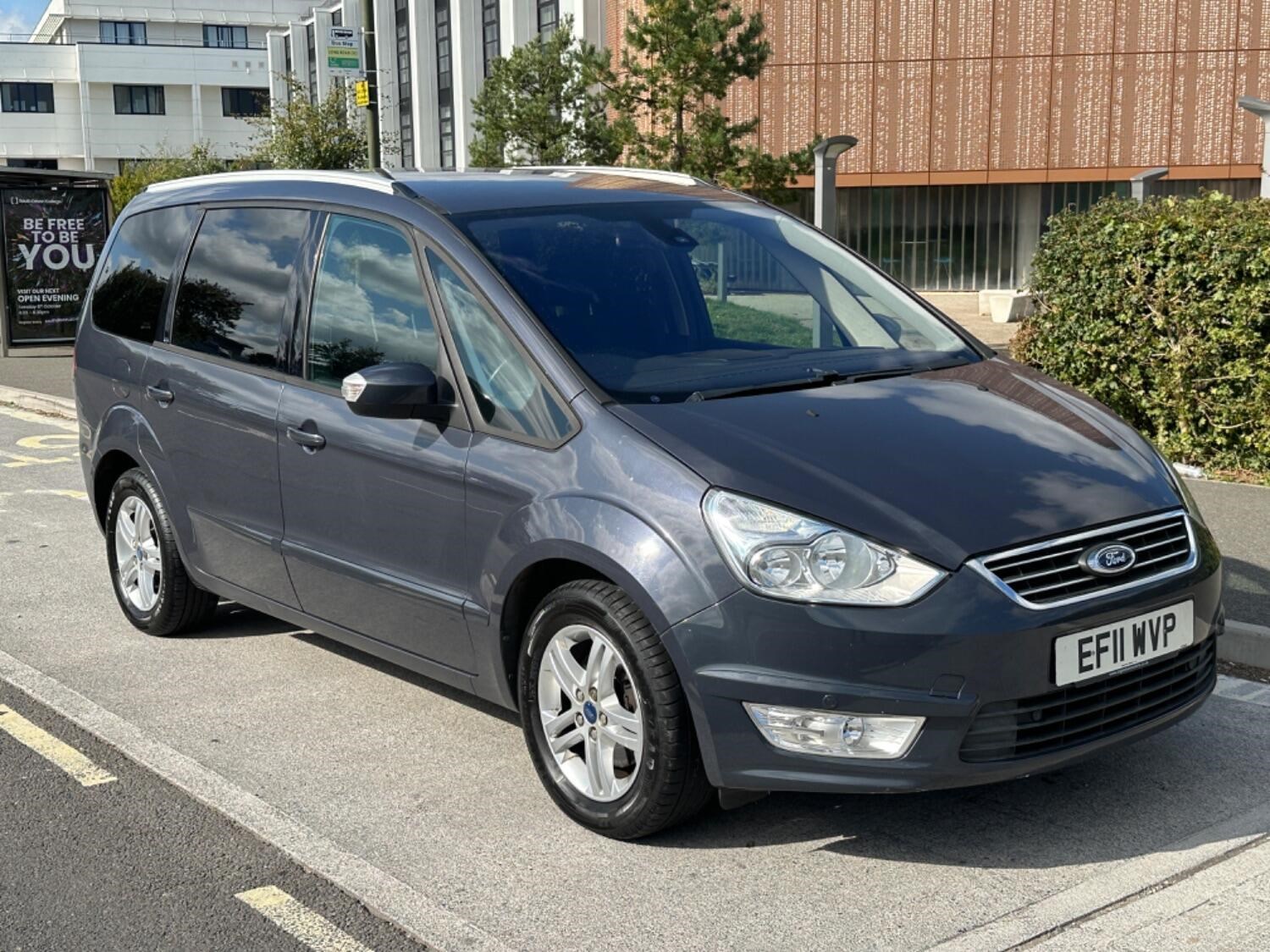 Ford Galaxy Listing Image