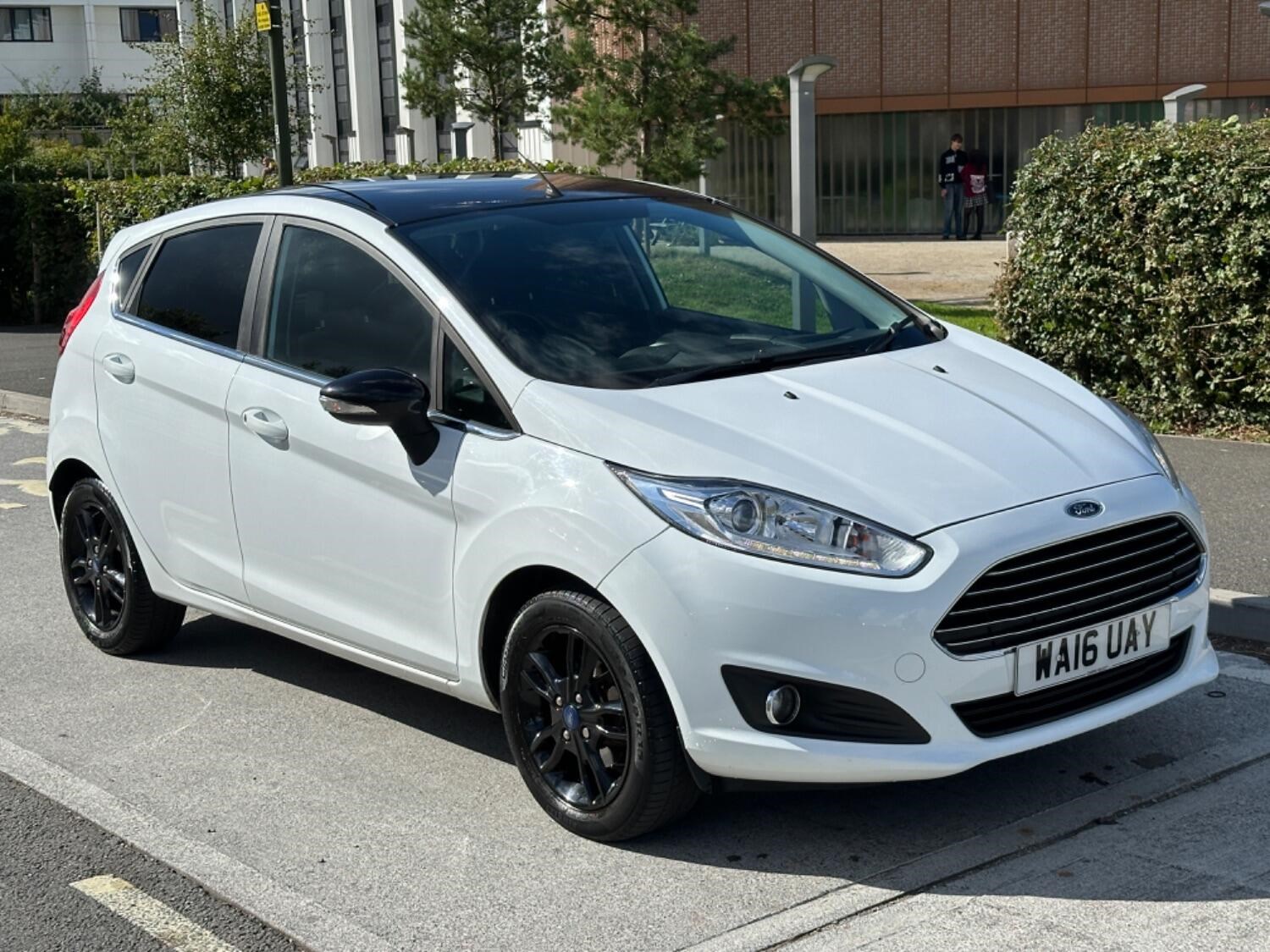 Ford Fiesta Listing Image