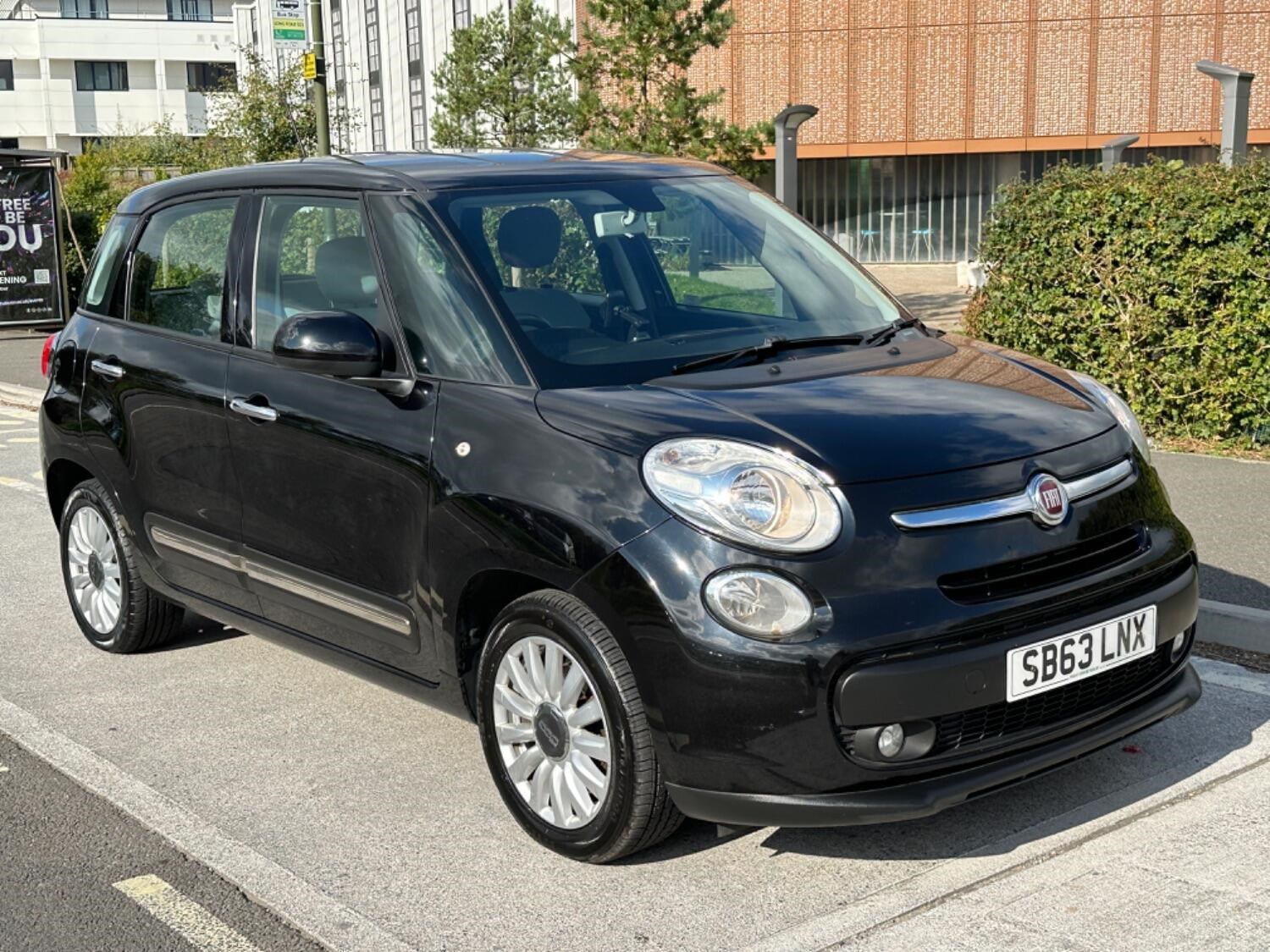 Fiat 500L Listing Image