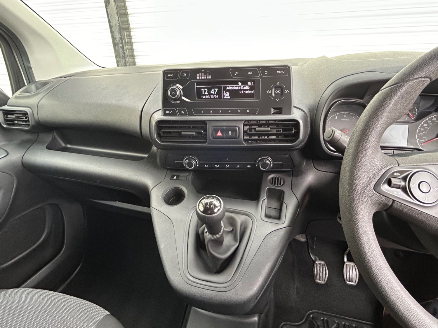 Vauxhall Combo Listing Image