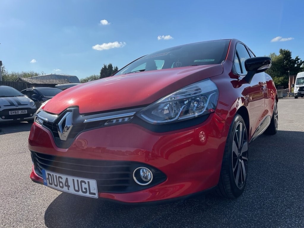 Renault Clio Listing Image