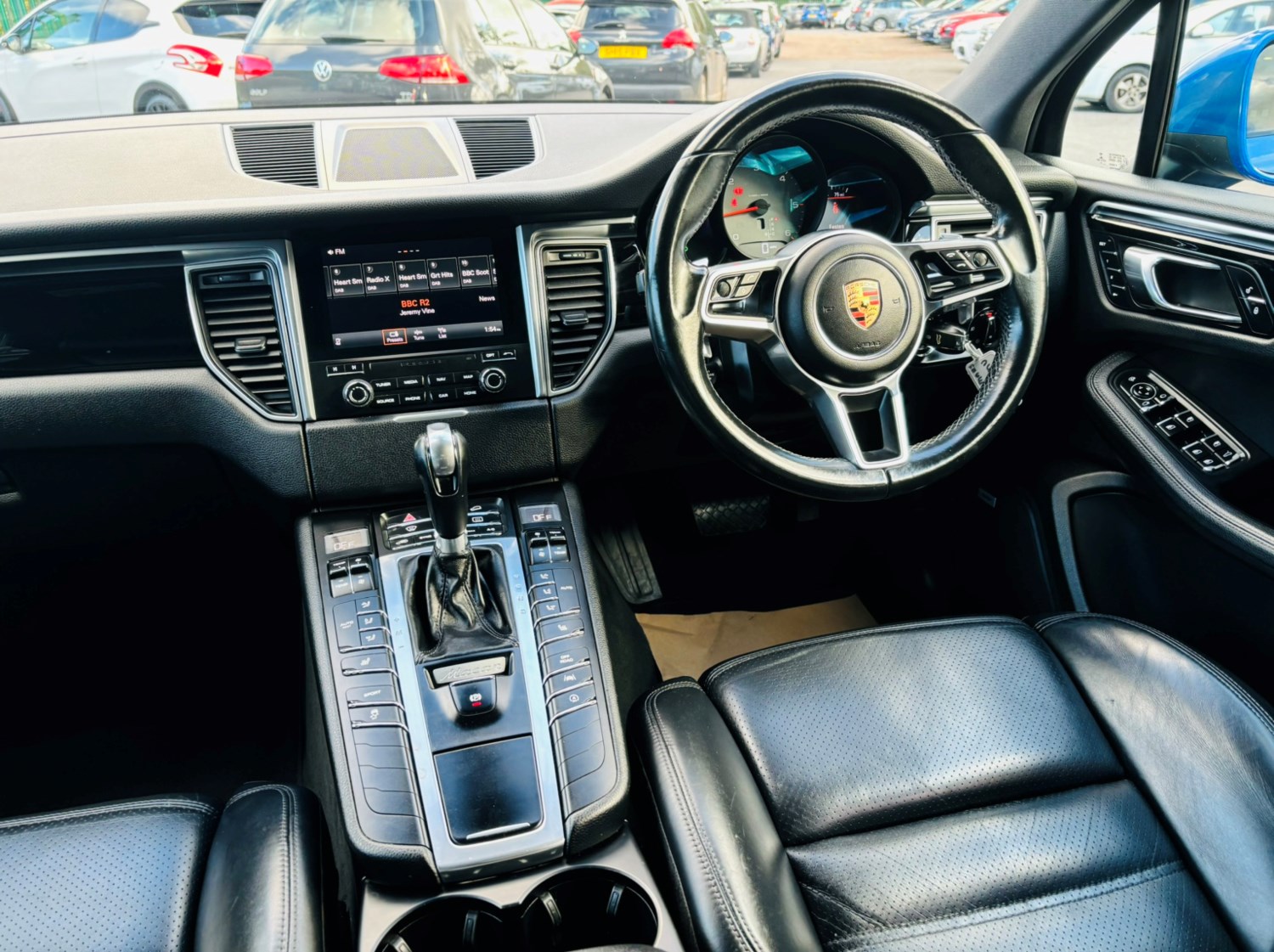 Porsche Macan Listing Image