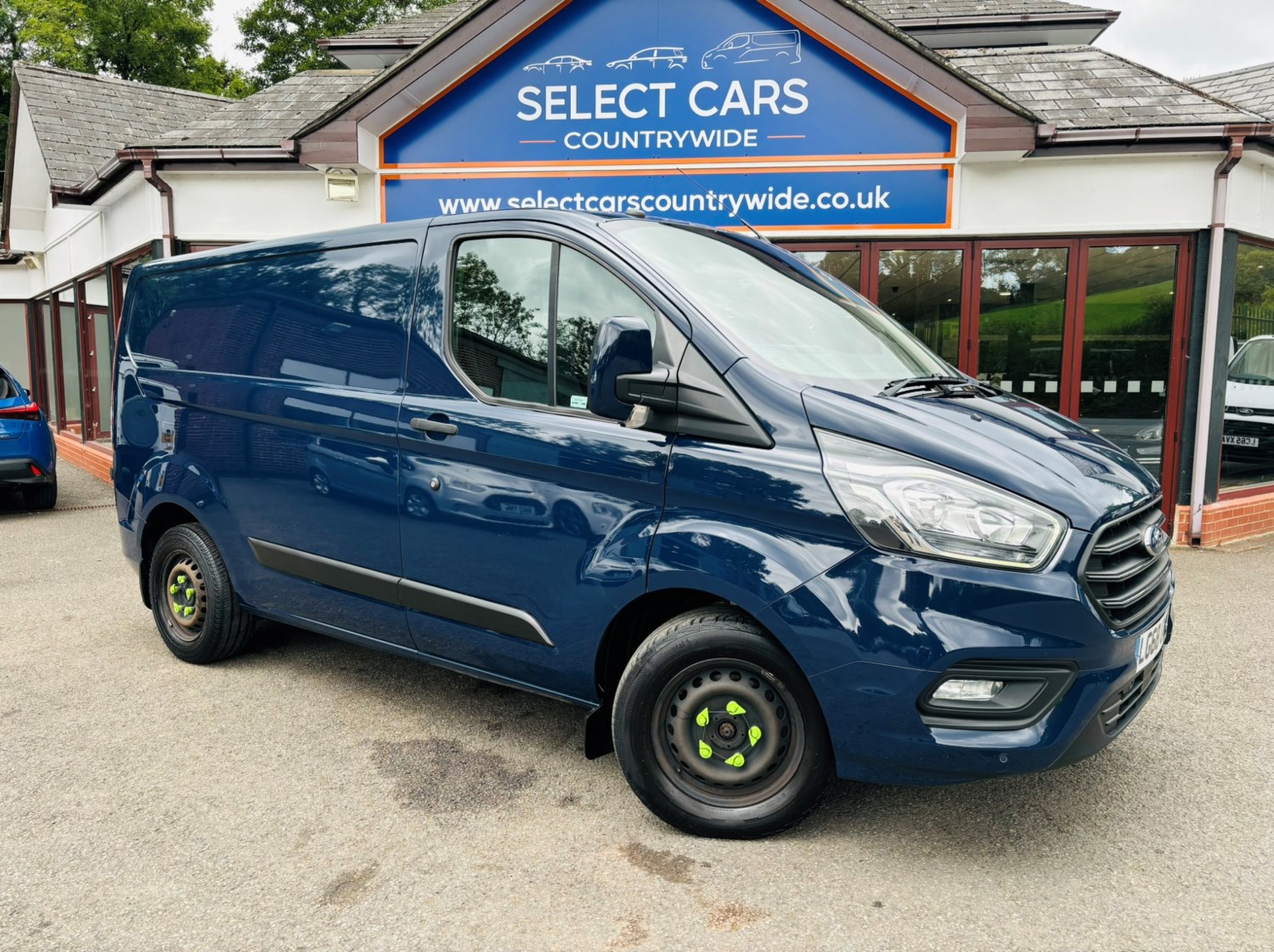 Ford Transit Custom Listing Image