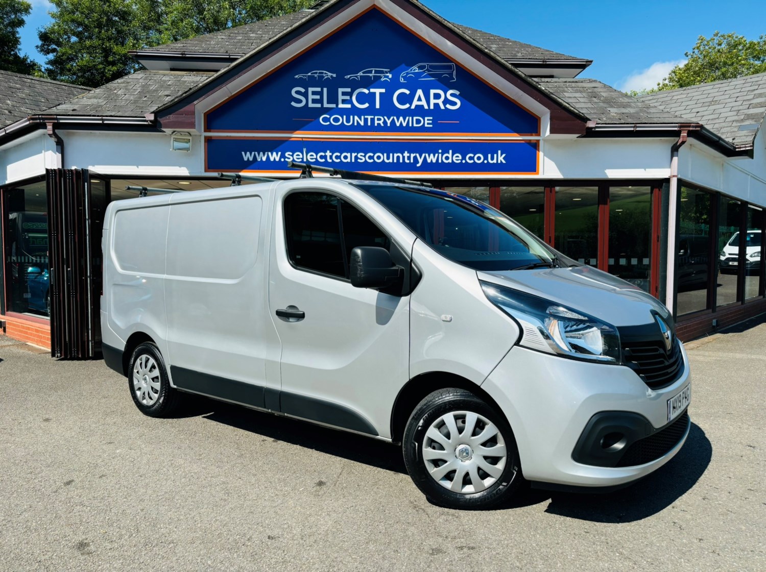 Renault Trafic Listing Image