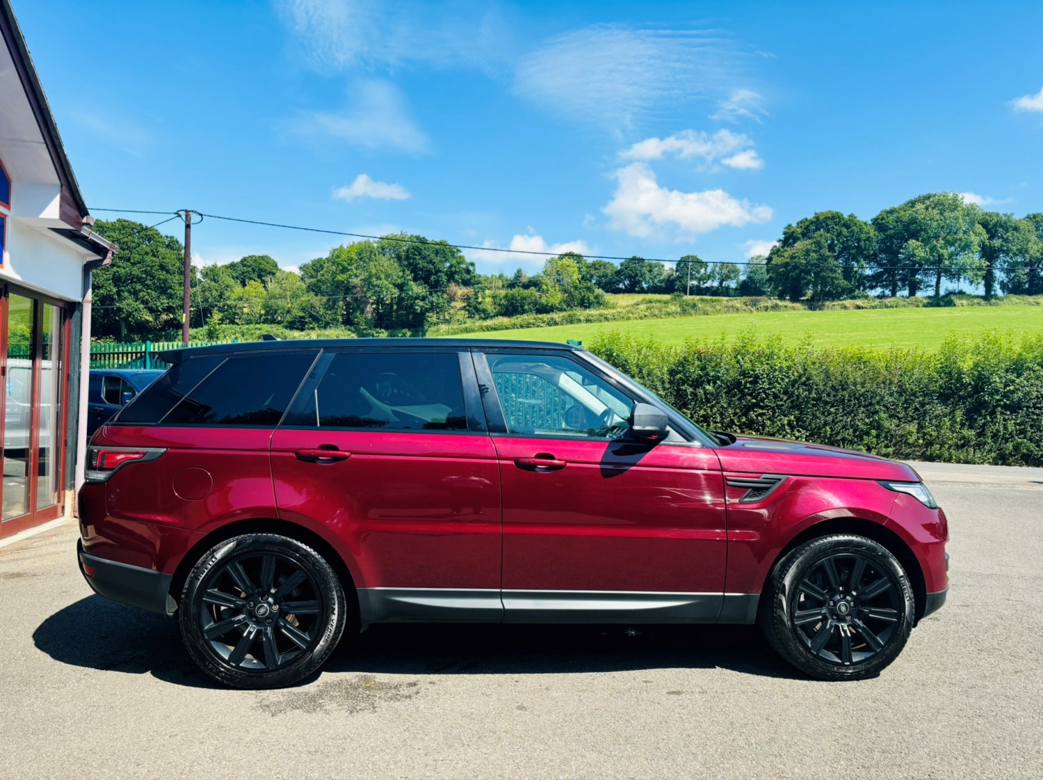 Land Rover Range Rover Sport Listing Image