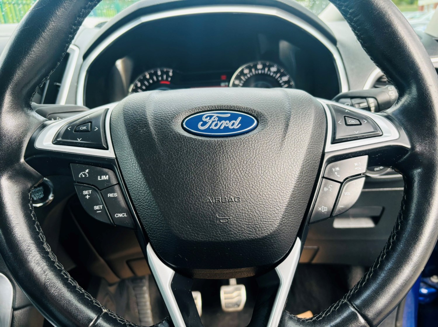 Ford S-Max Listing Image