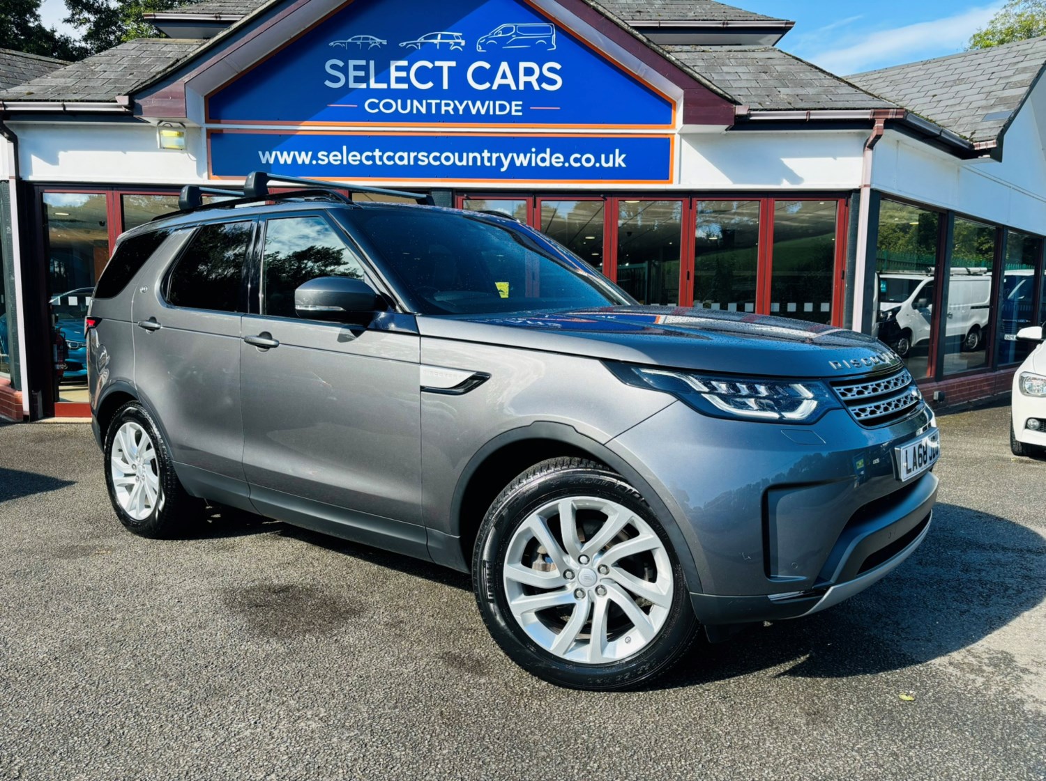 Land Rover Discovery Listing Image