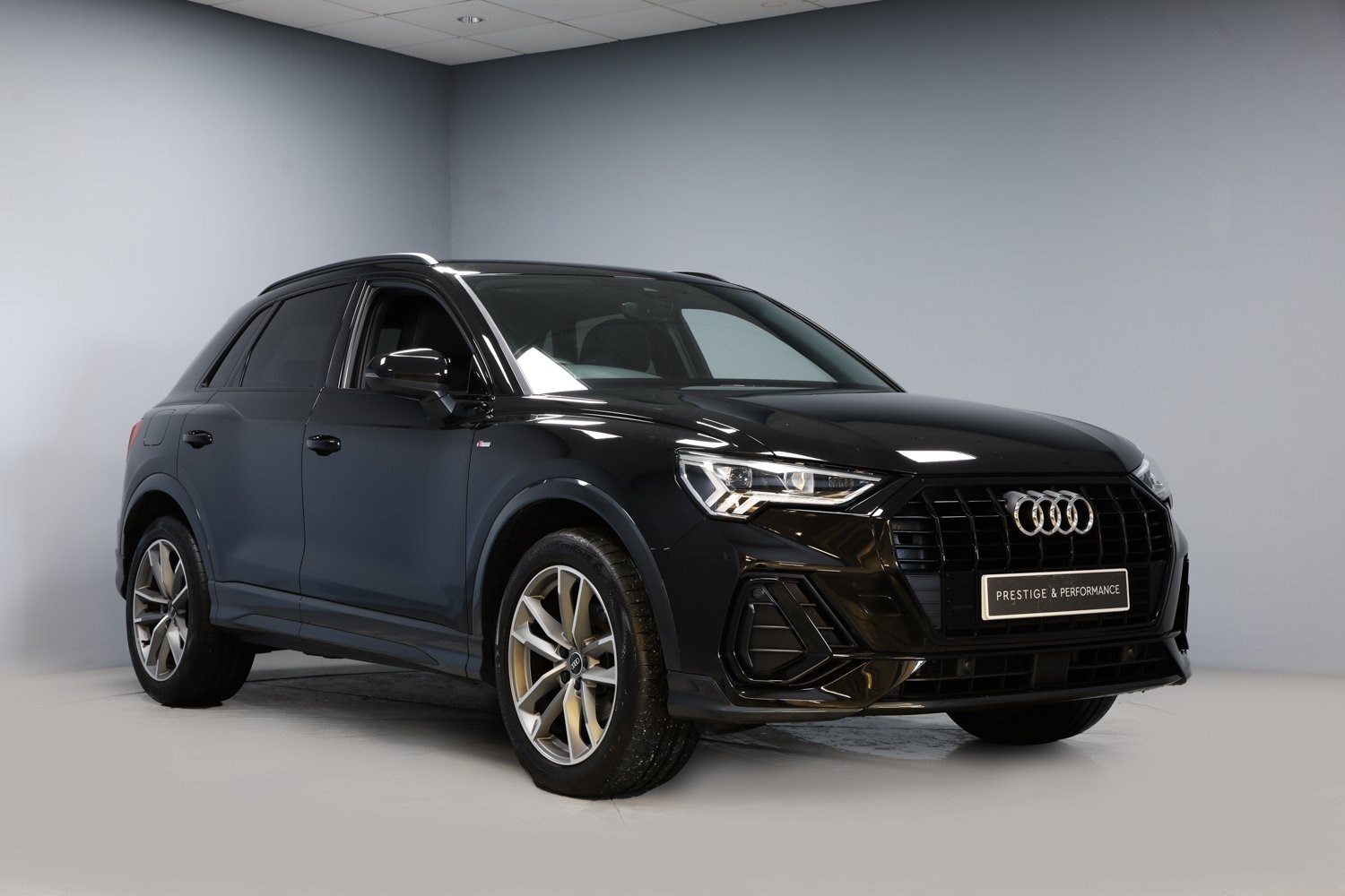 Audi Q3 Listing Image