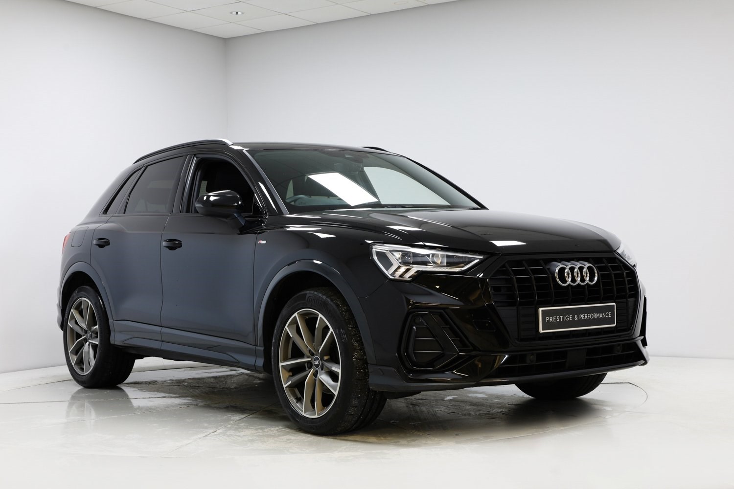 Audi Q3 Listing Image