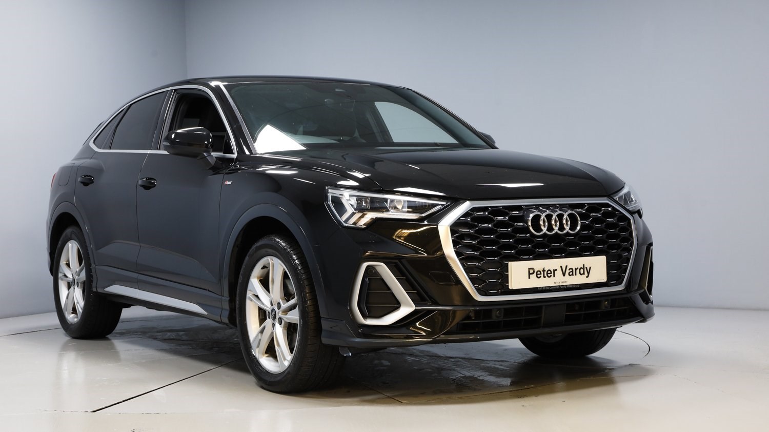 Audi Q3 Listing Image