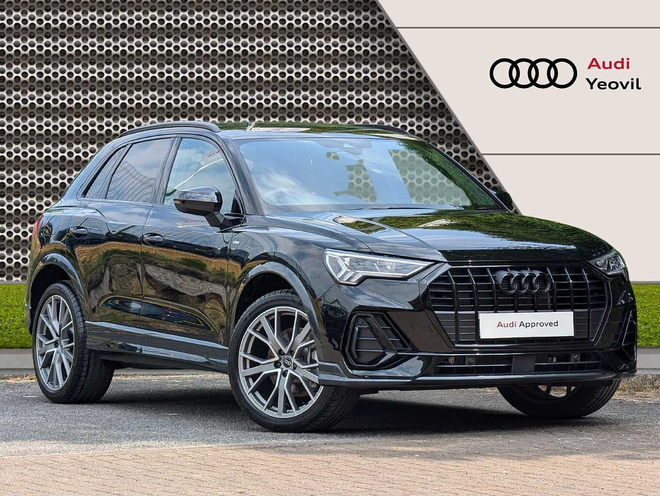 Audi Q3 Listing Image