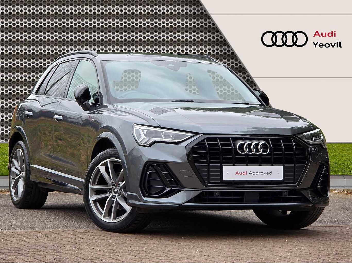 Audi Q3 Listing Image