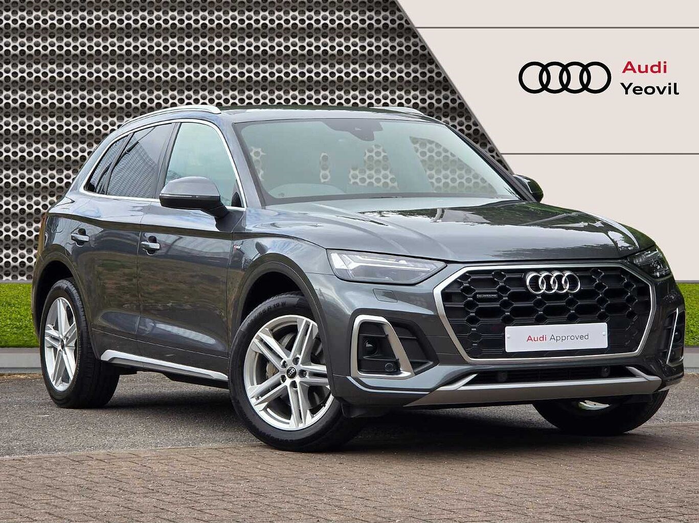 Audi Q5 Listing Image