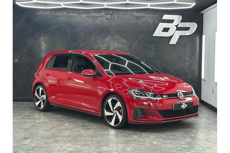 Volkswagen Golf Listing Image