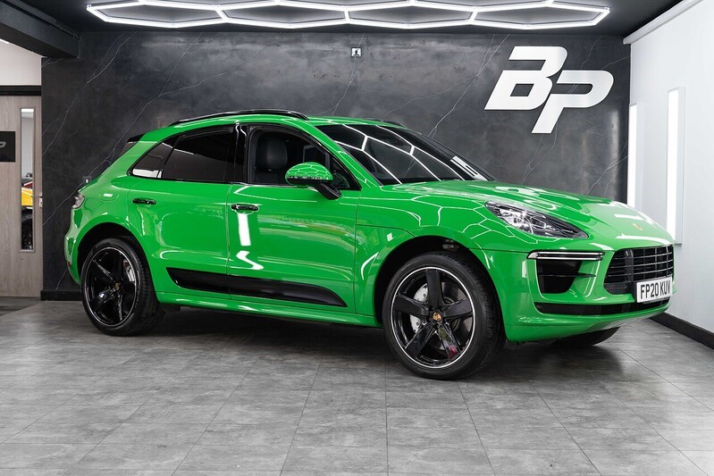 Porsche Macan Listing Image