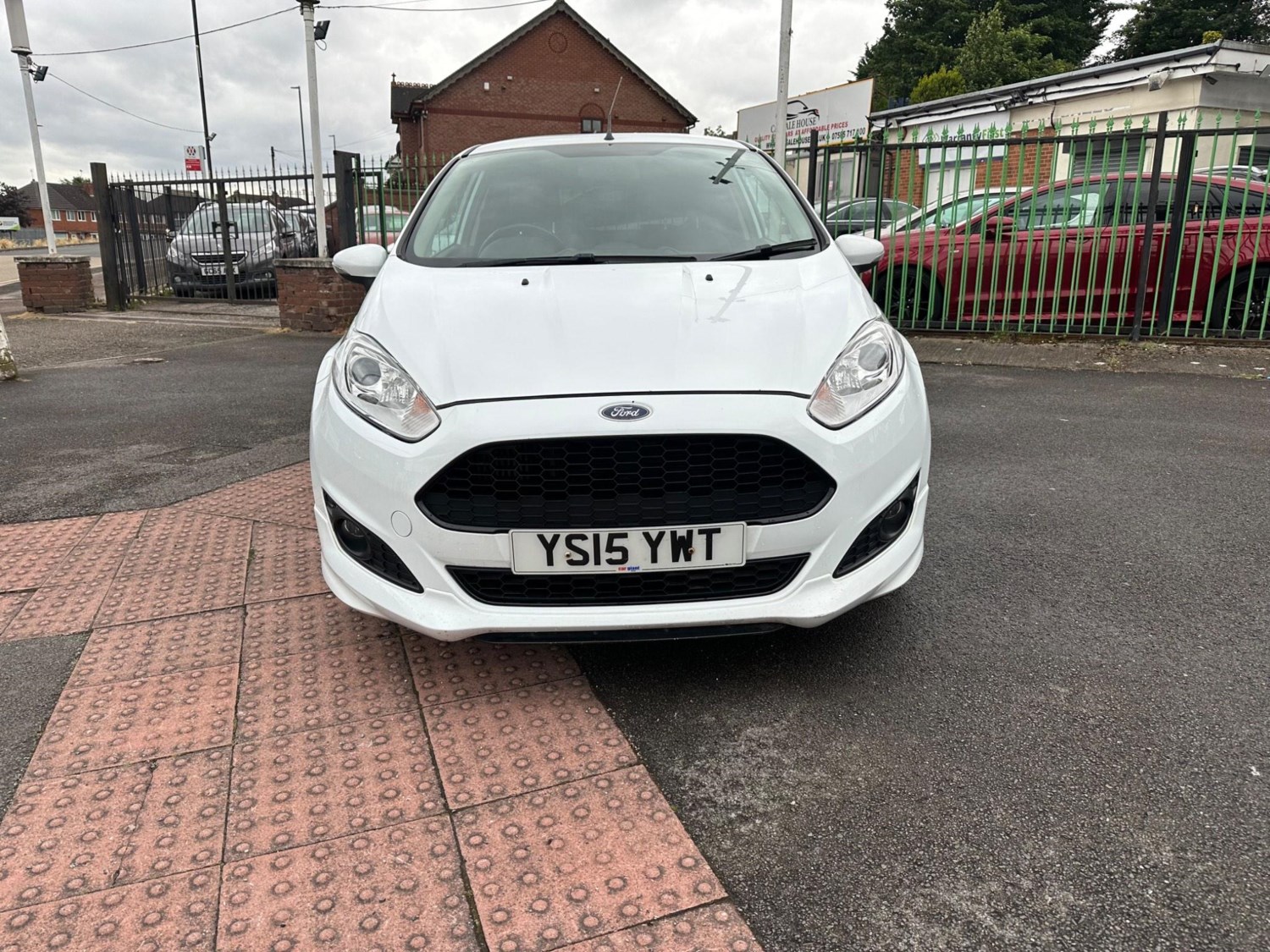 Ford Fiesta Listing Image