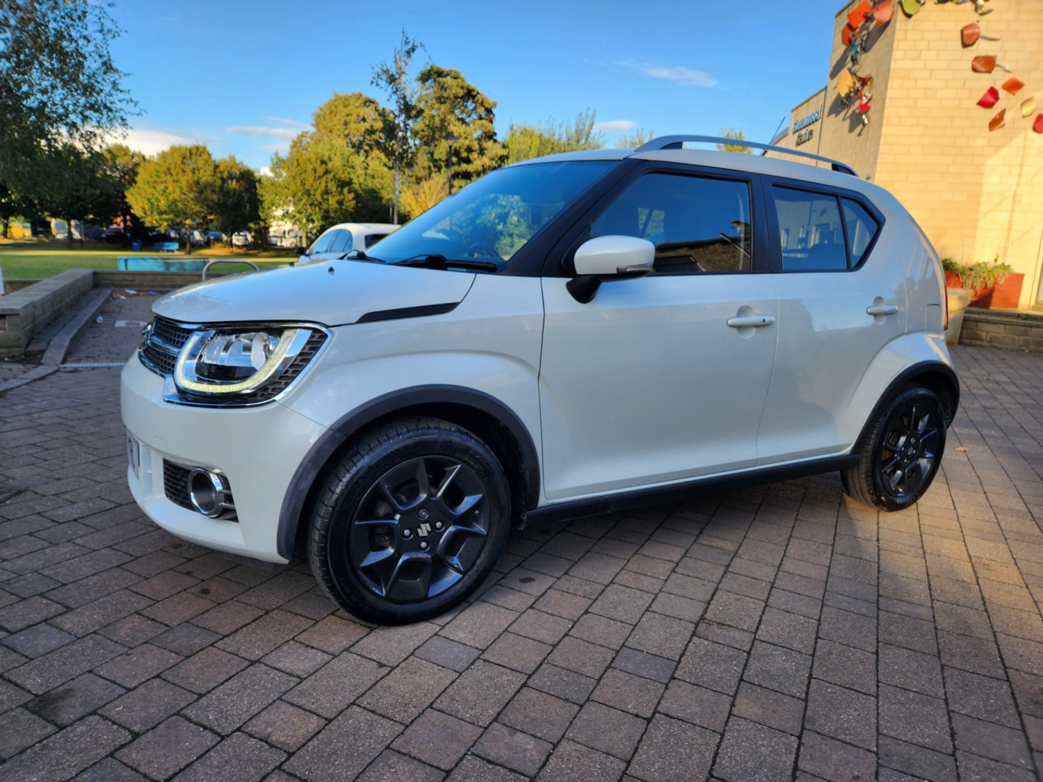 Suzuki Ignis Listing Image