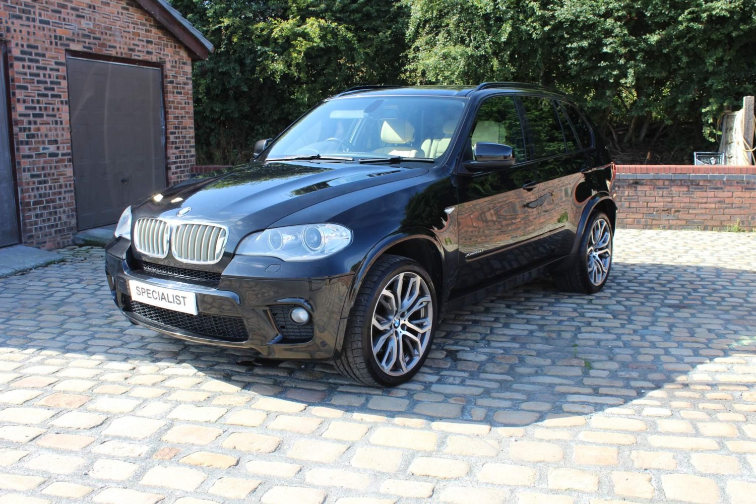 BMW X5 Listing Image