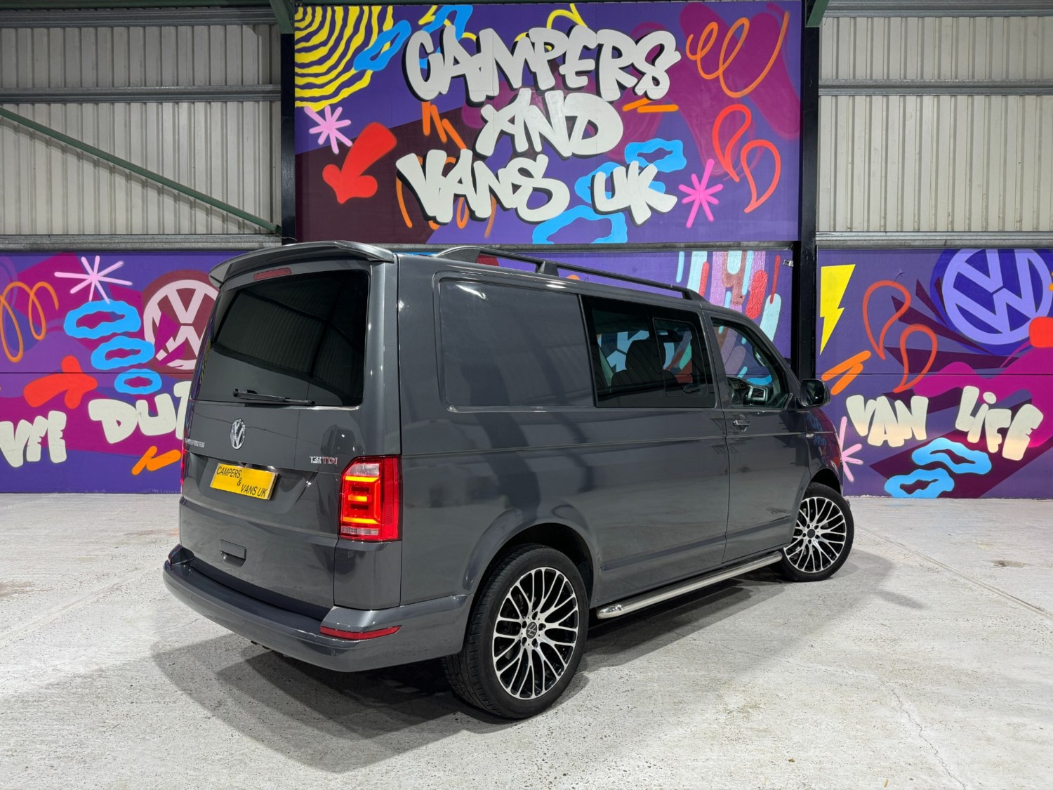 Volkswagen Transporter Listing Image