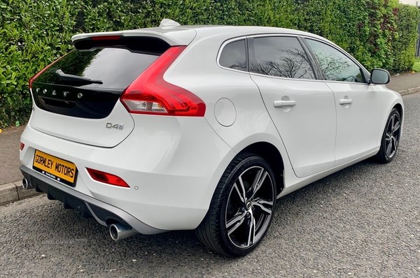 Volvo V40 Listing Image