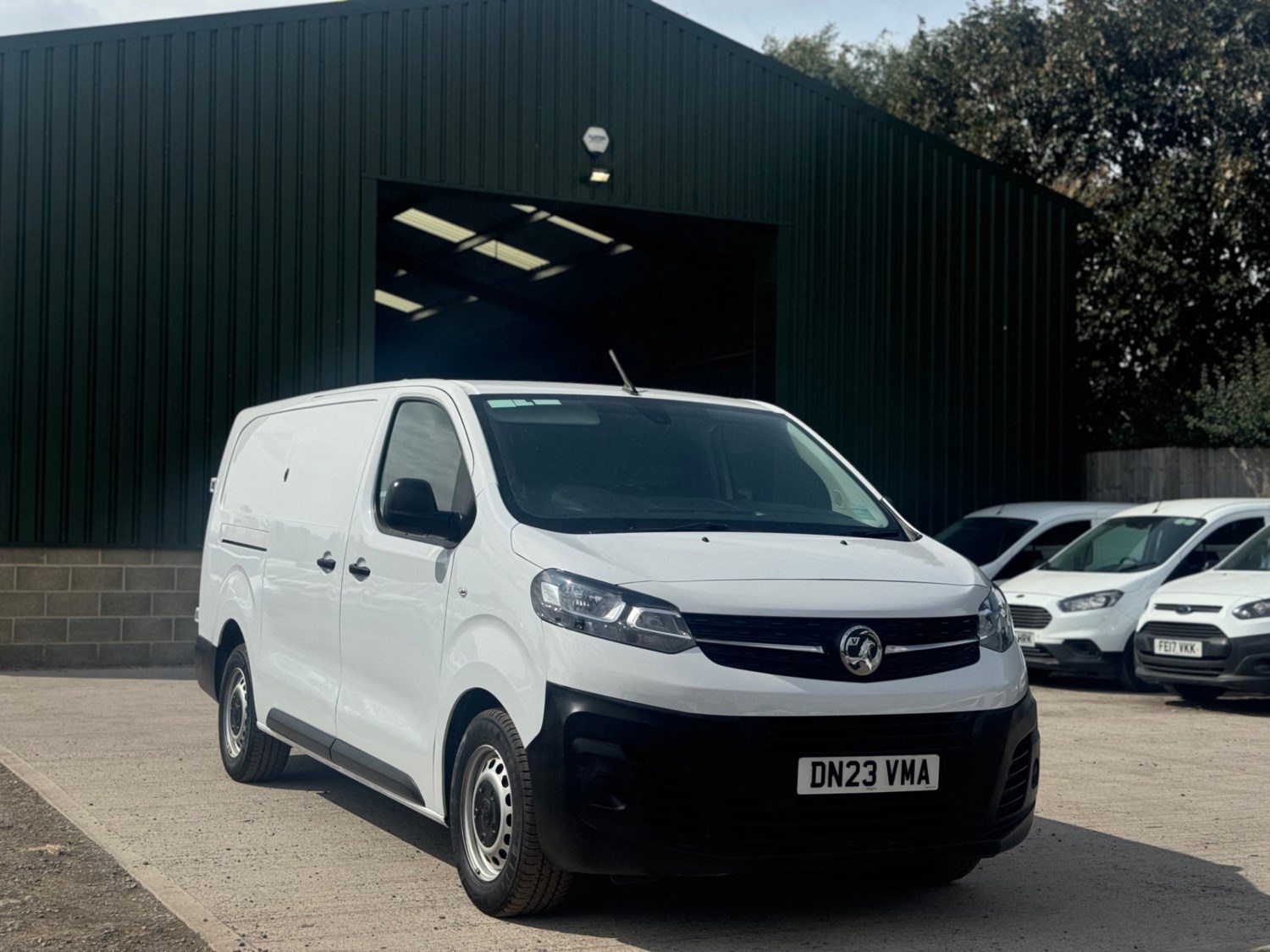 Vauxhall Vivaro Listing Image