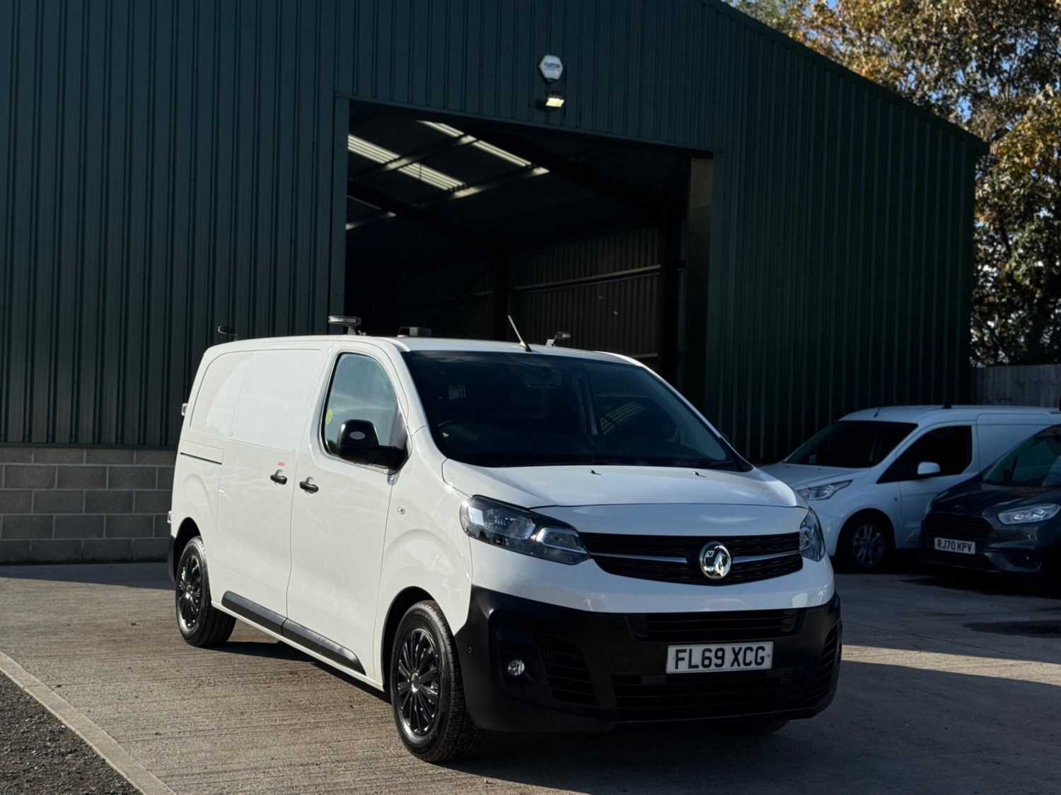 Vauxhall Vivaro Listing Image