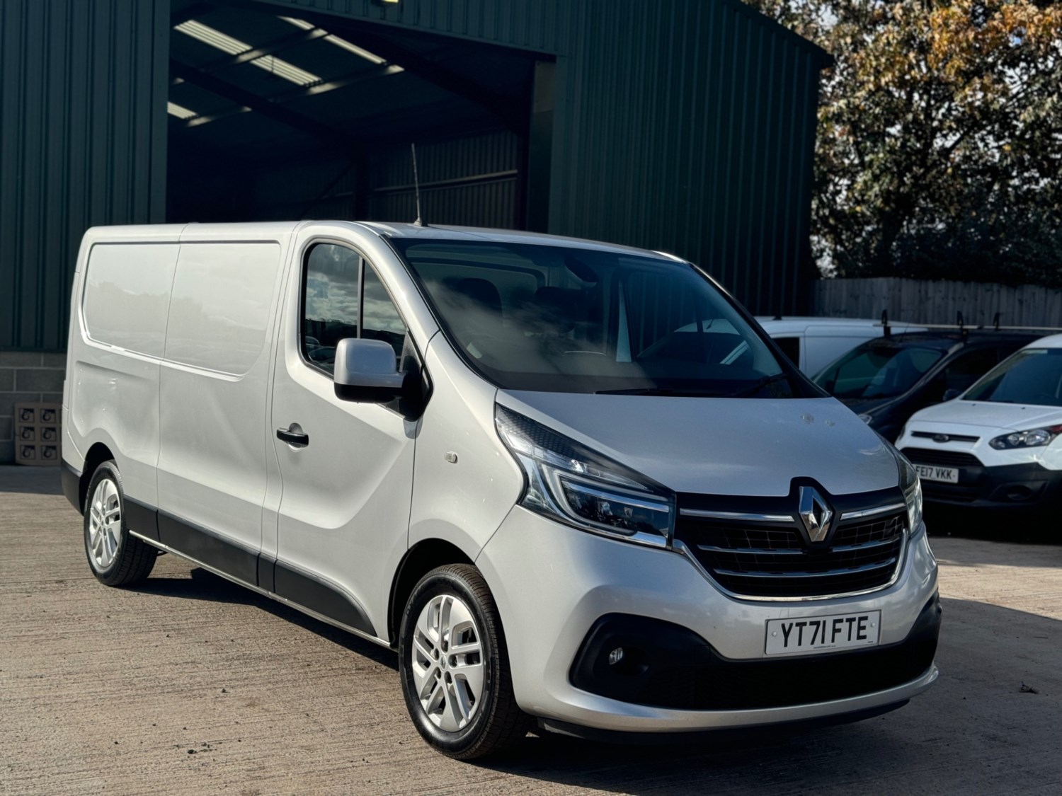 Renault Trafic Listing Image