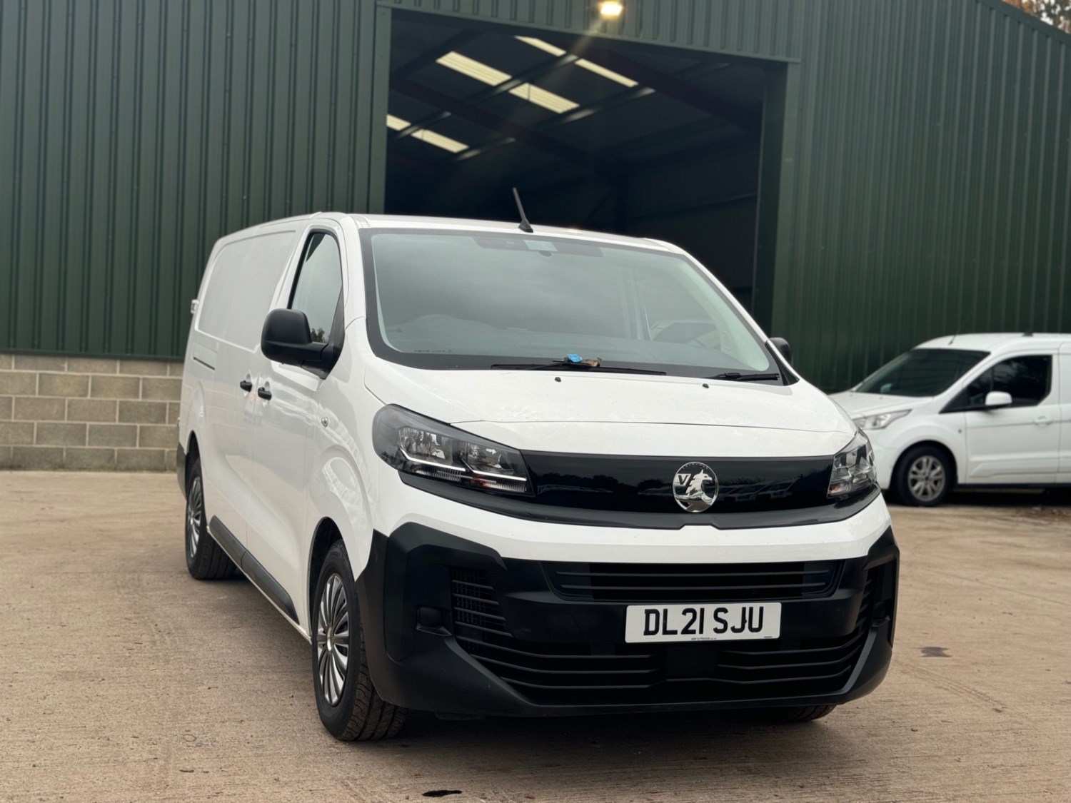 Vauxhall Vivaro Listing Image