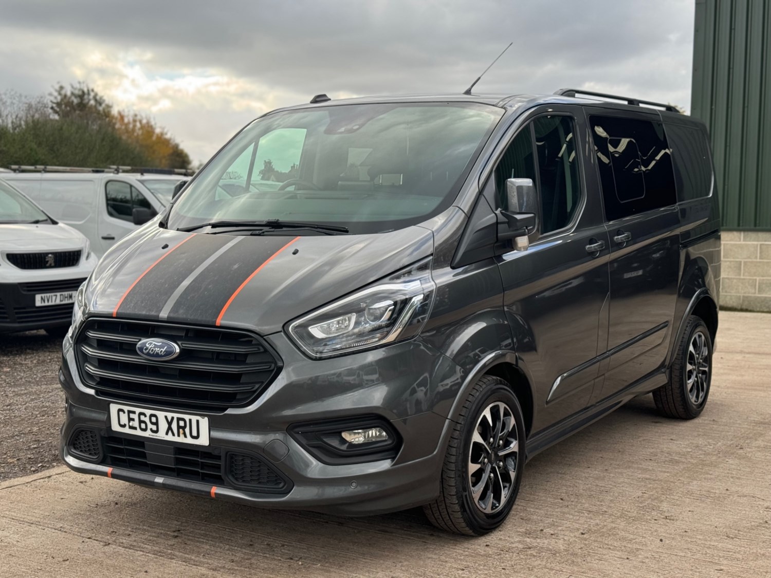 Ford Transit Custom Listing Image