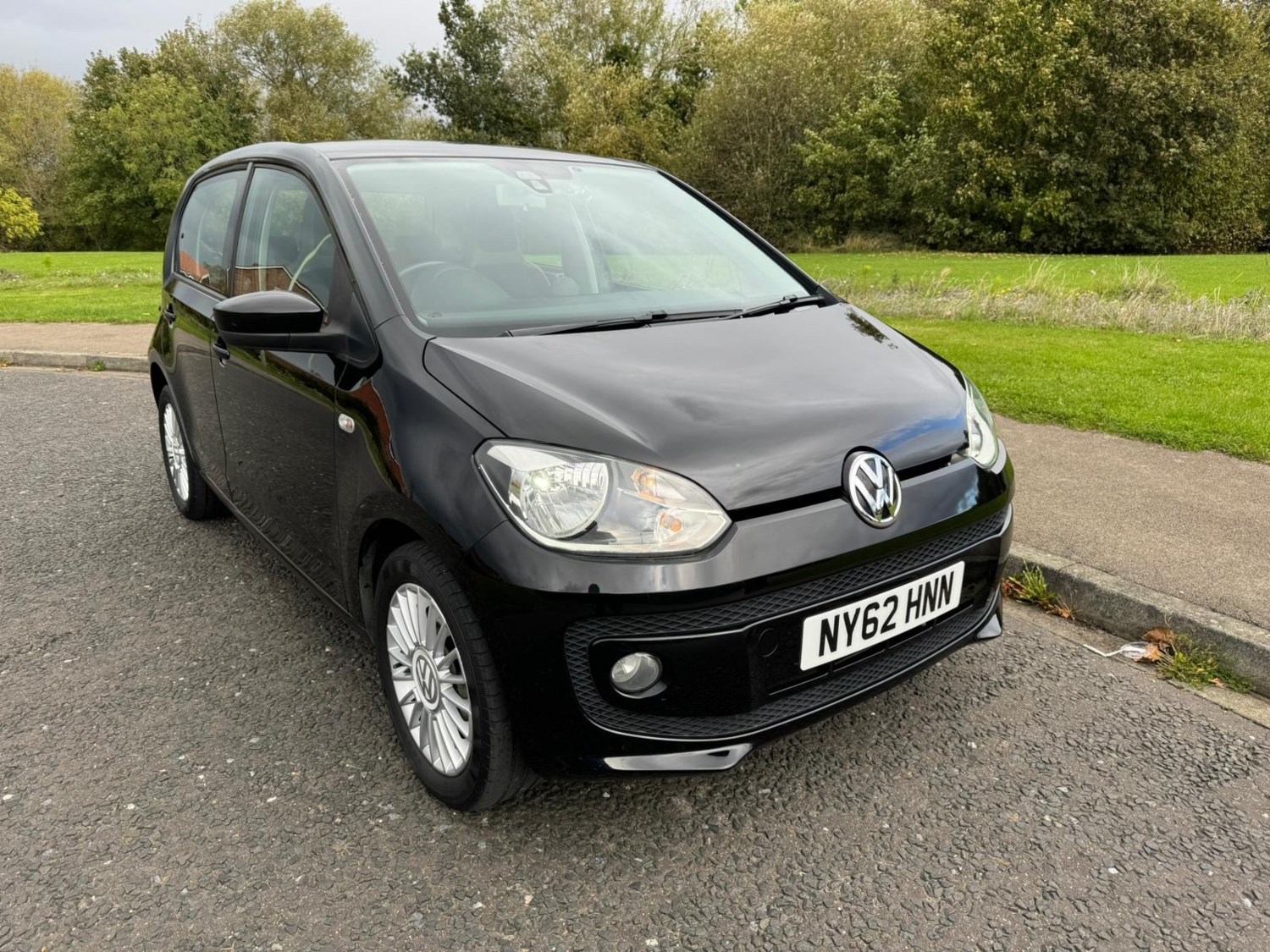 Volkswagen up! Listing Image