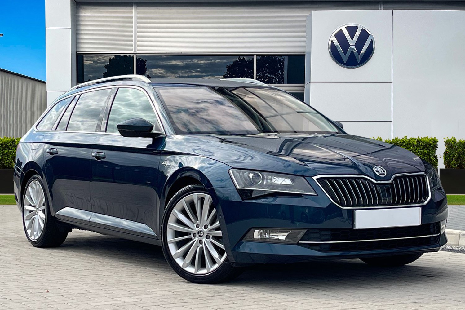 Skoda Superb Listing Image