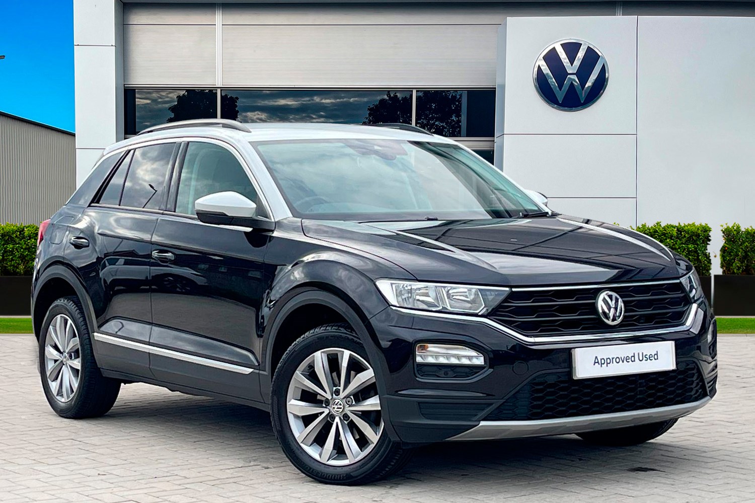 Volkswagen T-Roc Listing Image