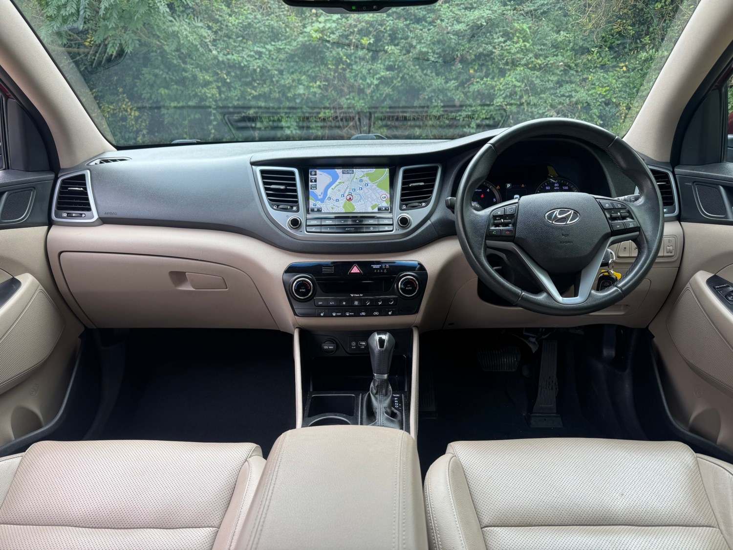 Hyundai TUCSON Listing Image